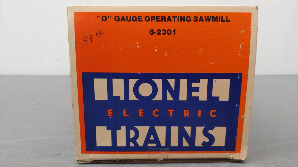 Lionel 6-2301 O Gauge Operating Sawmill EX/Box