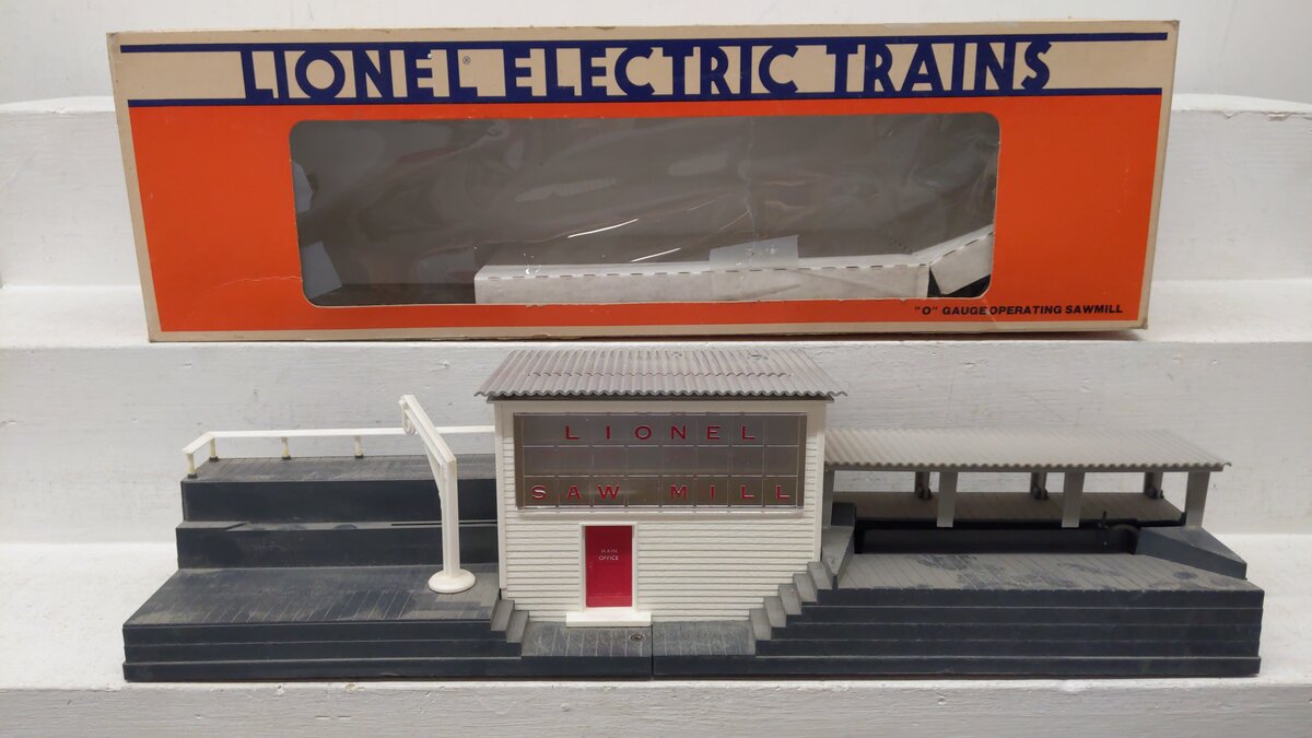 Lionel 6-2301 O Gauge Operating Sawmill EX/Box