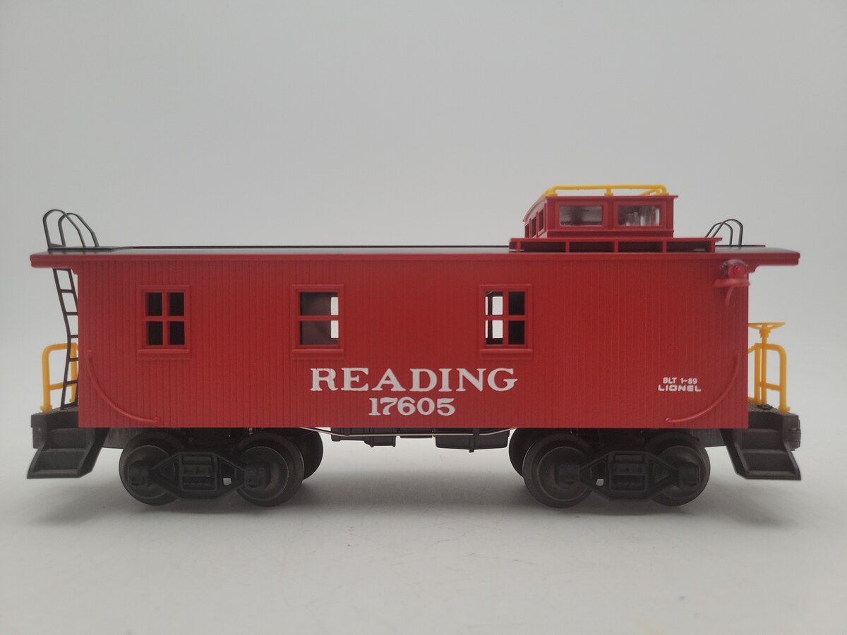 Lionel 6-17605 O Gauge Reading Woodside Lighted Caboose EX/Box