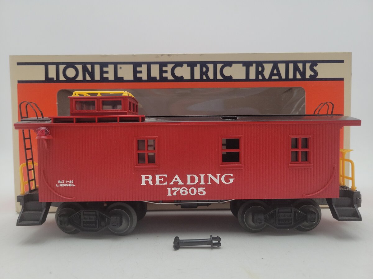 Lionel 6-17605 O Gauge Reading Woodside Lighted Caboose EX/Box