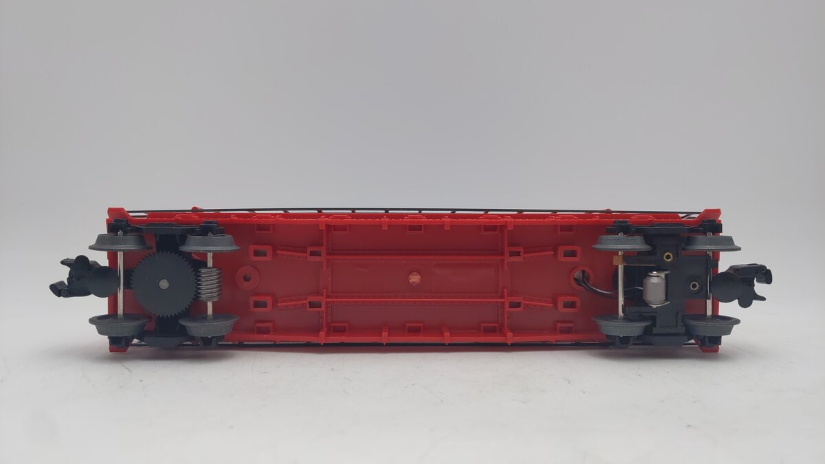 Lionel 6-16688 O Gauge Red Operating Fire Ladder Car EX/Box