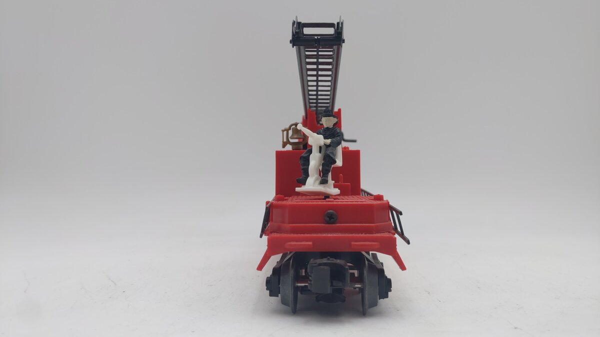 Lionel 6-16688 O Gauge Red Operating Fire Ladder Car EX/Box