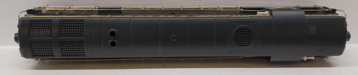 Lionel 6-8687 O Gauge Jersey Central FM Trainmaster Diesel Locomotive #8687 EX/Box