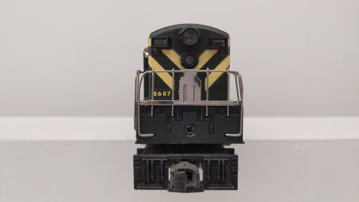 Lionel 6-8687 O Gauge Jersey Central FM Trainmaster Diesel Locomotive #8687 EX/Box