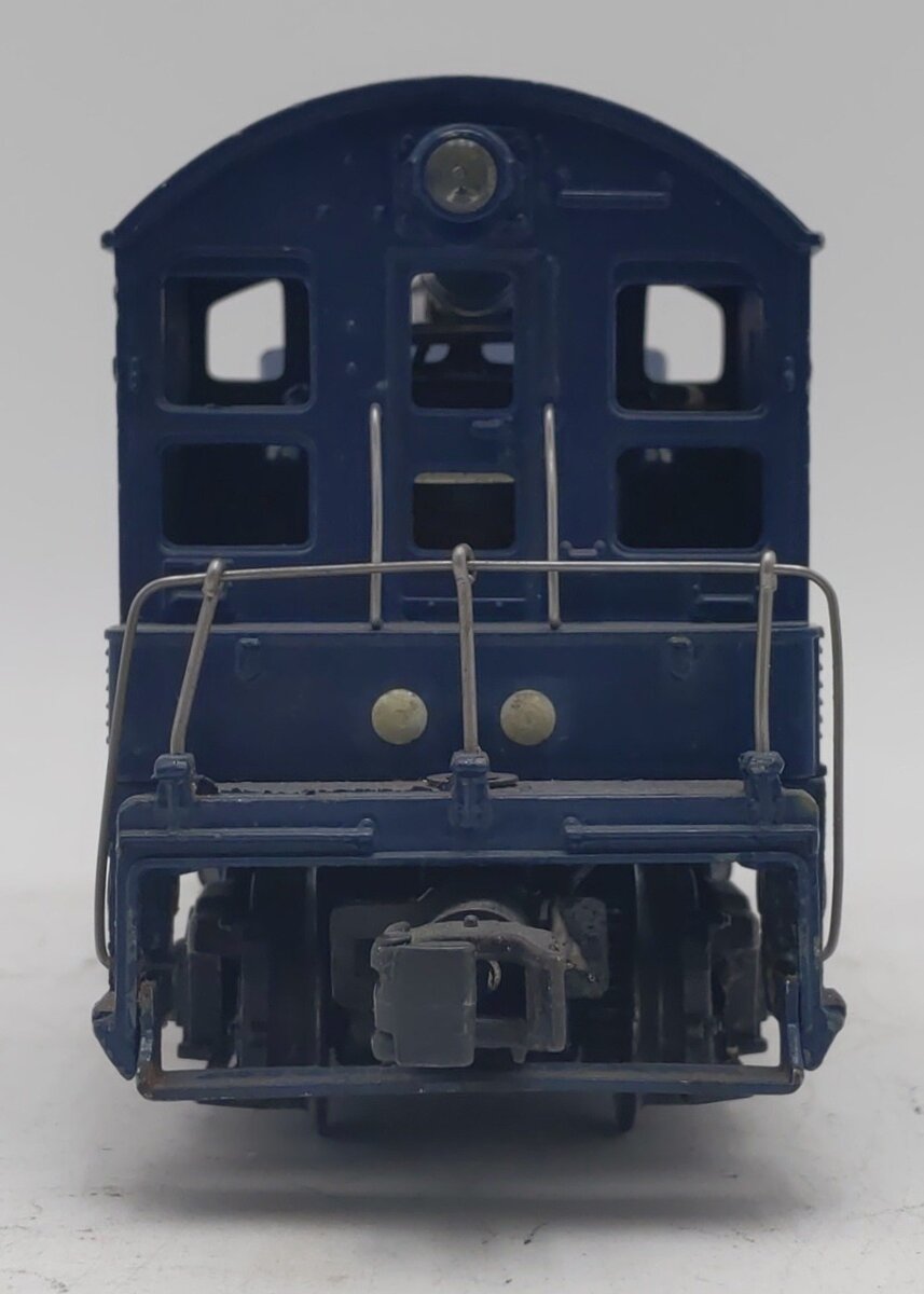 Lionel 624 Vintage O Chesapeake & Ohio NW-2 Powered Diesel Locomotive VG