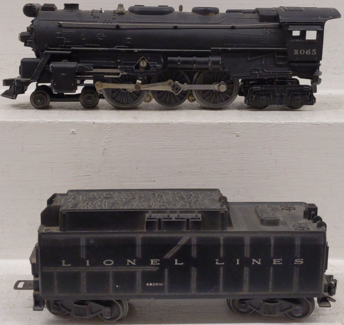 Lionel 2065 Vintage O 4-6-4 Hudson Steam Locomotive & 6026W Tender VG
