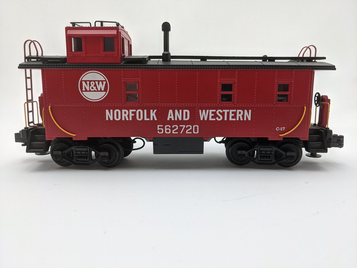 MTH 20-91027 O Gauge Norfolk & Western Steel Caboose #562720 EX/Box
