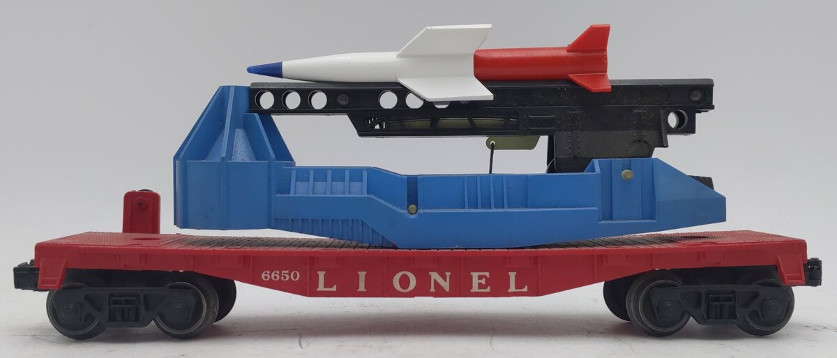 Lionel 6650 Vintage O IRBM Rocket Launcher EX