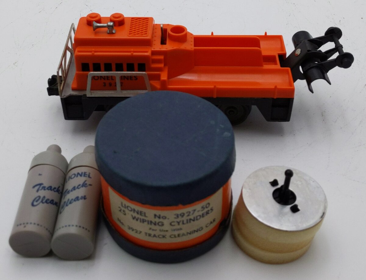Lionel 3927 O Gauge Vintage Postwar Motorized Track Cleaner Car #3927 VG