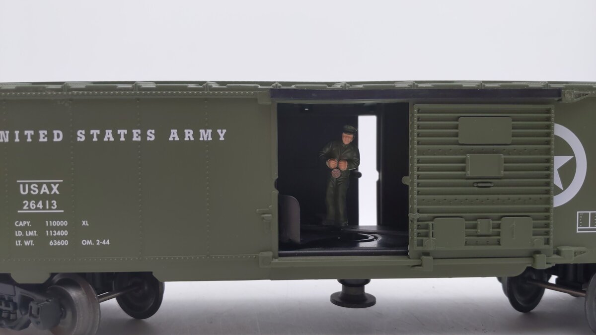Lionel 6-26776 O Gauge US Army Operating Boxcar #26413 LN/Box