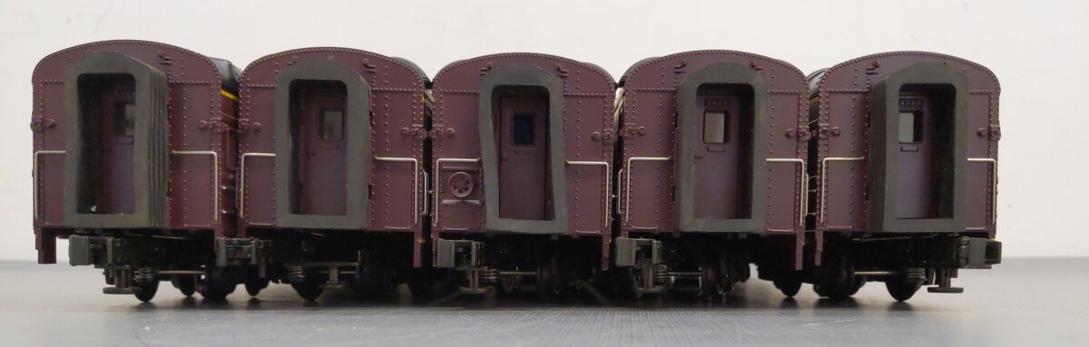 MTH 20-6514 O Gauge Norfolk & Western 70' Streamlined 5-Car Passenger Set EX/Box