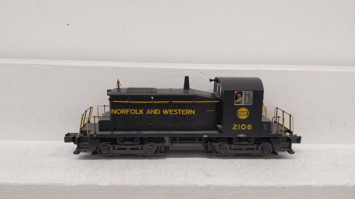 MTH 30-2901-1 Norfolk & Western SW-1 Switcher Diesel Engine w/PS2 #2106 EX/Box