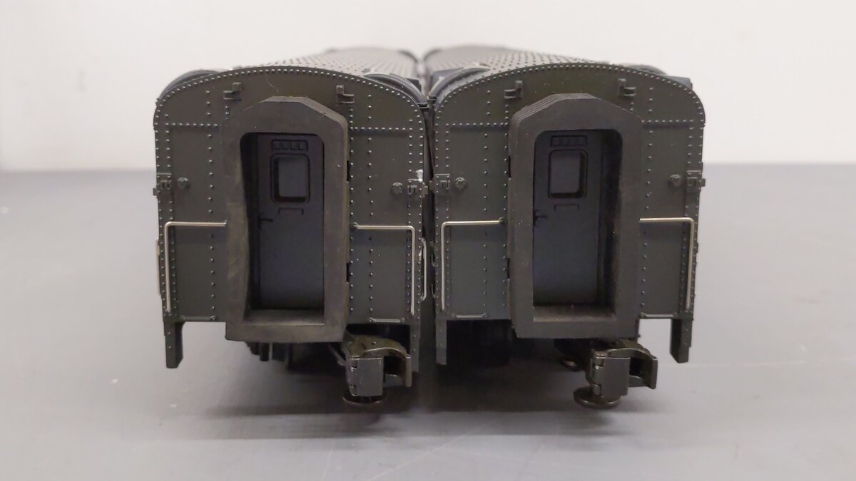 MTH 20-6616 O Gauge NYC 70' Streamlined Sleeper/Diner Passenger Cars Set EX/Box
