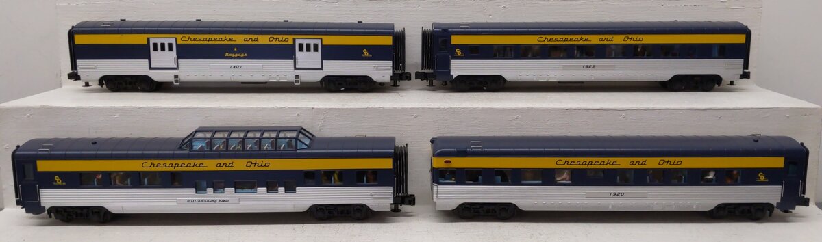 MTH 30-67446 O Chesapeake & Ohio 60’ Streamlined ABS Passenger Set (Set of 4) EX/Box