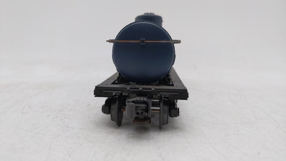MTH 30-7314 O Gauge ESSO Single Dome Tank Car #91863 EX/Box
