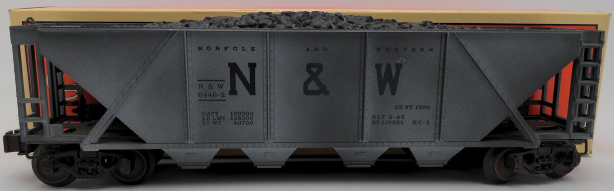 Lionel 6-19325 N&W 4-Bay Weathered Hopper w/ Coal Load #6446 EX/Box