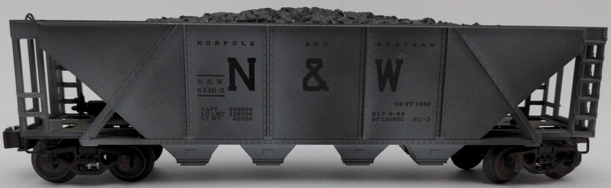 Lionel 6-19325 N&W 4-Bay Weathered Hopper w/ Coal Load #6446 EX/Box