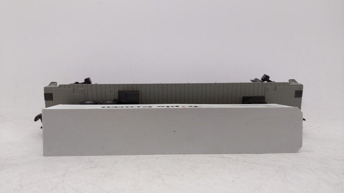 MTH 30-7616 O Gauge Norfolk Southern Flatcar w/ Triple Crown Trailer #60368 EX/Box