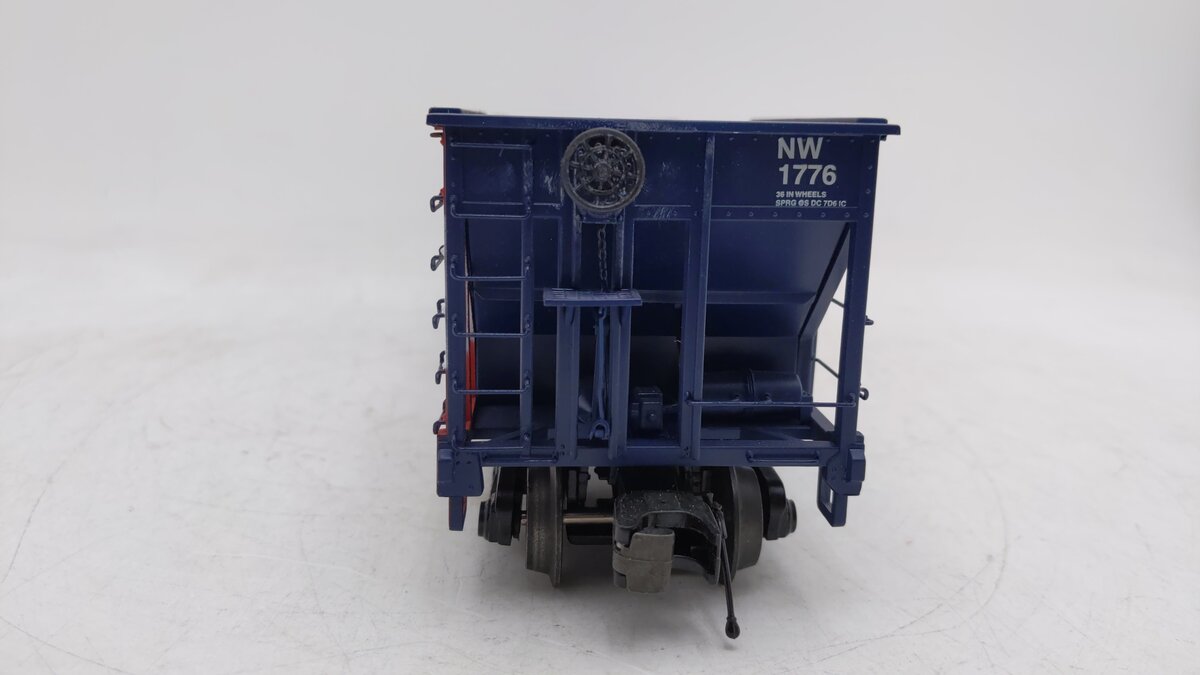 MTH 20-97757  Norfolk & Western 4-Bay Hopper with Coal Load #1776 EX/Box