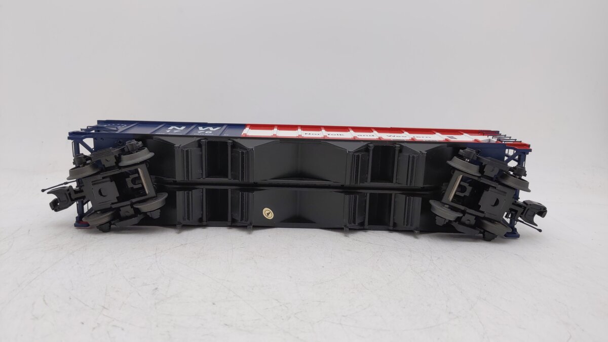 MTH 20-97757  Norfolk & Western 4-Bay Hopper with Coal Load #1776 EX/Box