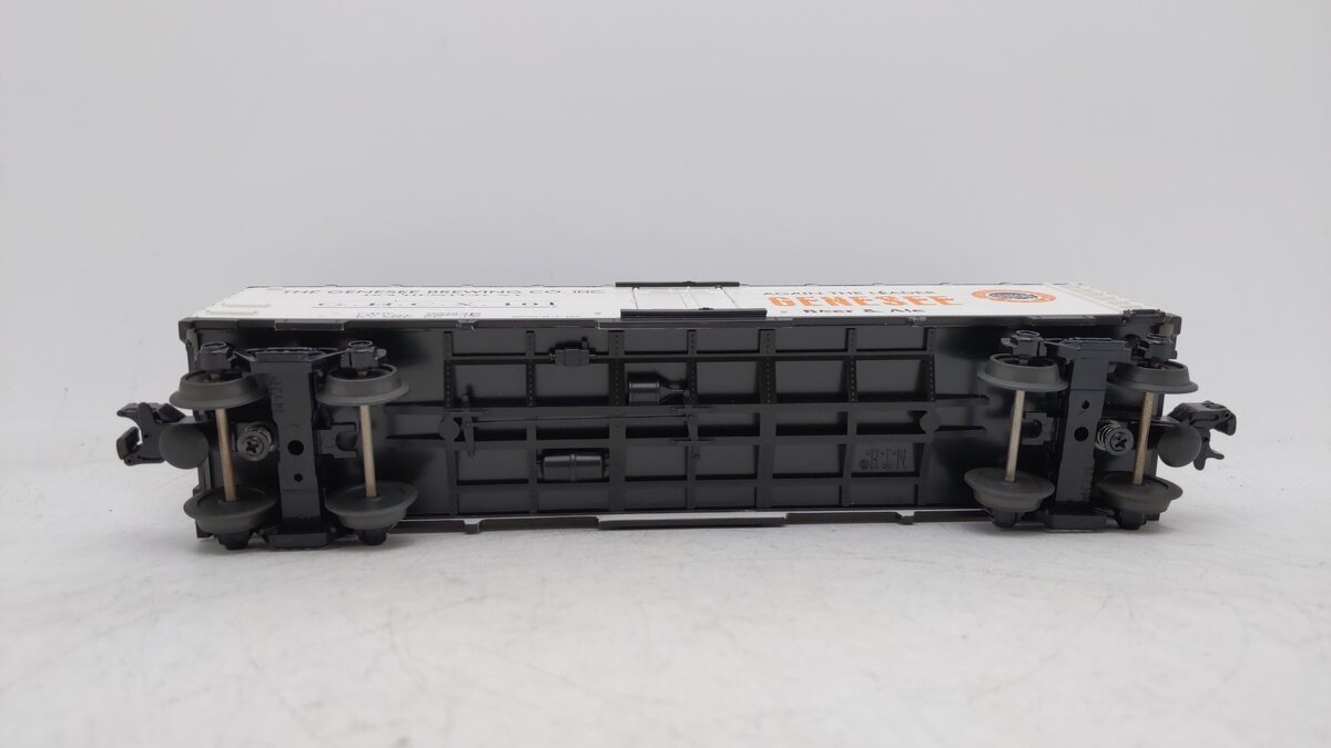 MTH 30-7856 O Gauge Genesee Brewing Co. Reefer Car LN/Box