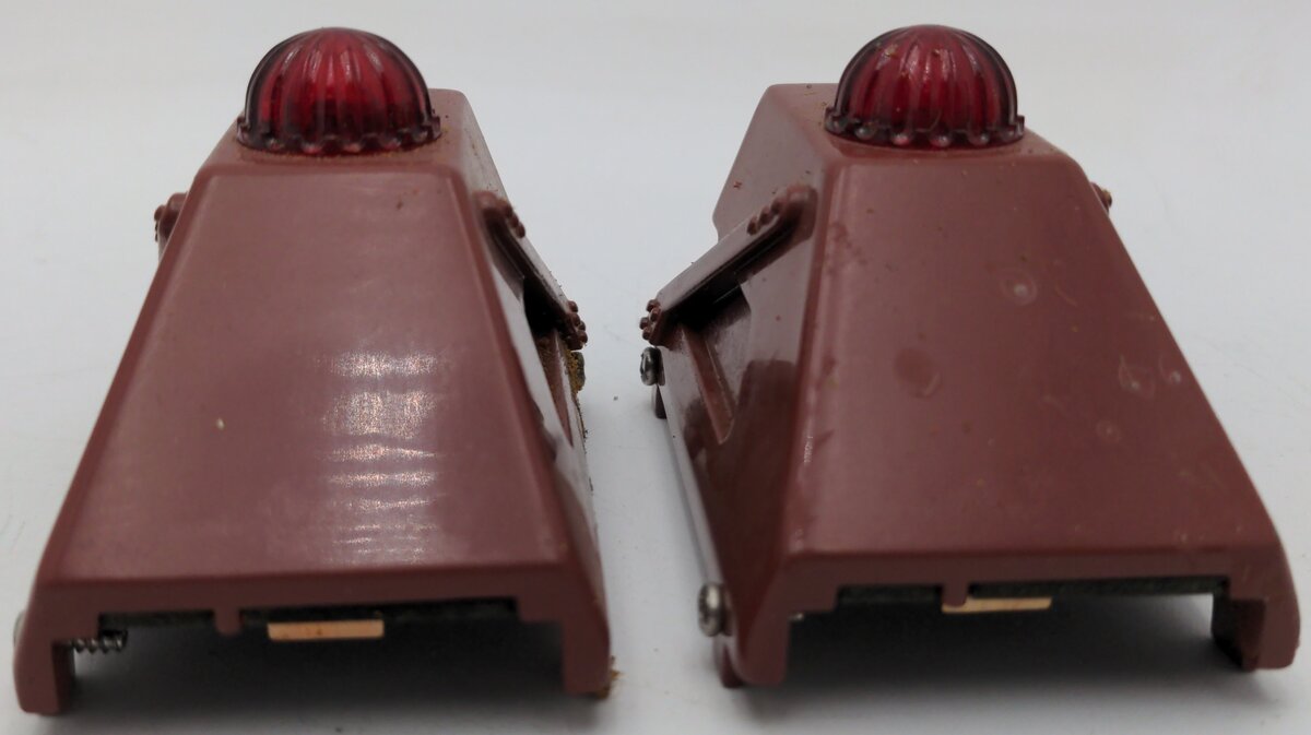 Lionel 6-62283 O and 0-27 Scale Die-Cast Metal Illuminated Bumpers (Box of 2) EX/Box