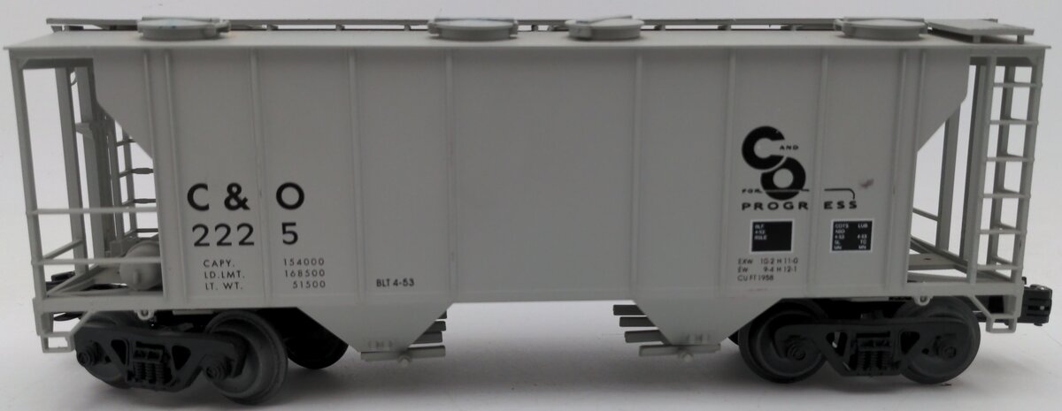 O Gauge Chesapeake & Ohio Hopper Car #2225 EX