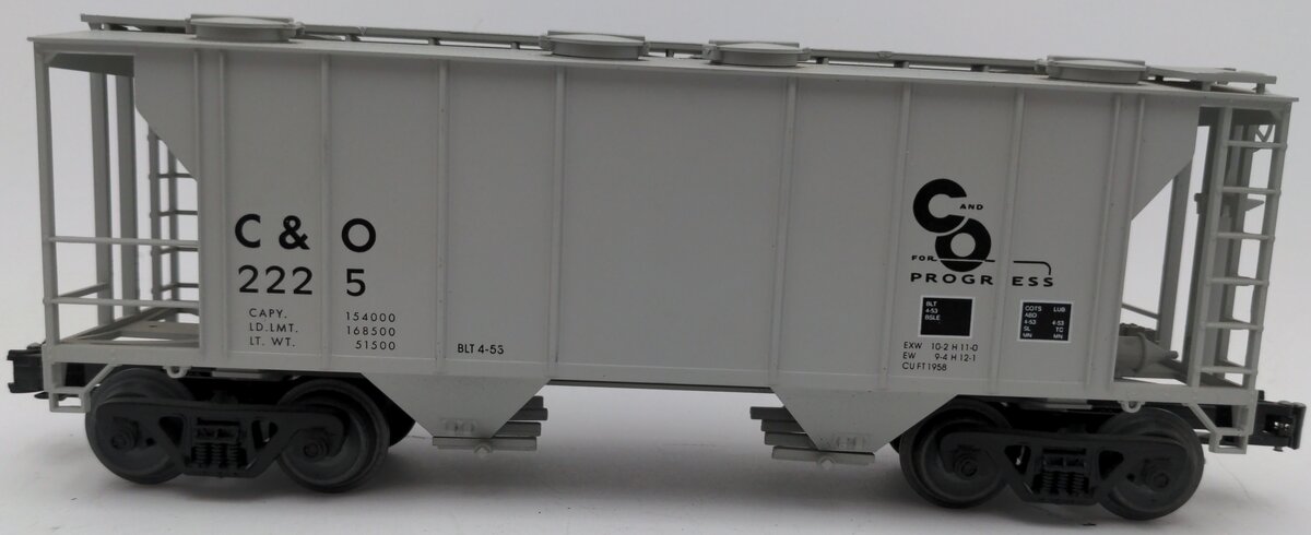 O Gauge Chesapeake & Ohio Hopper Car #2225 EX