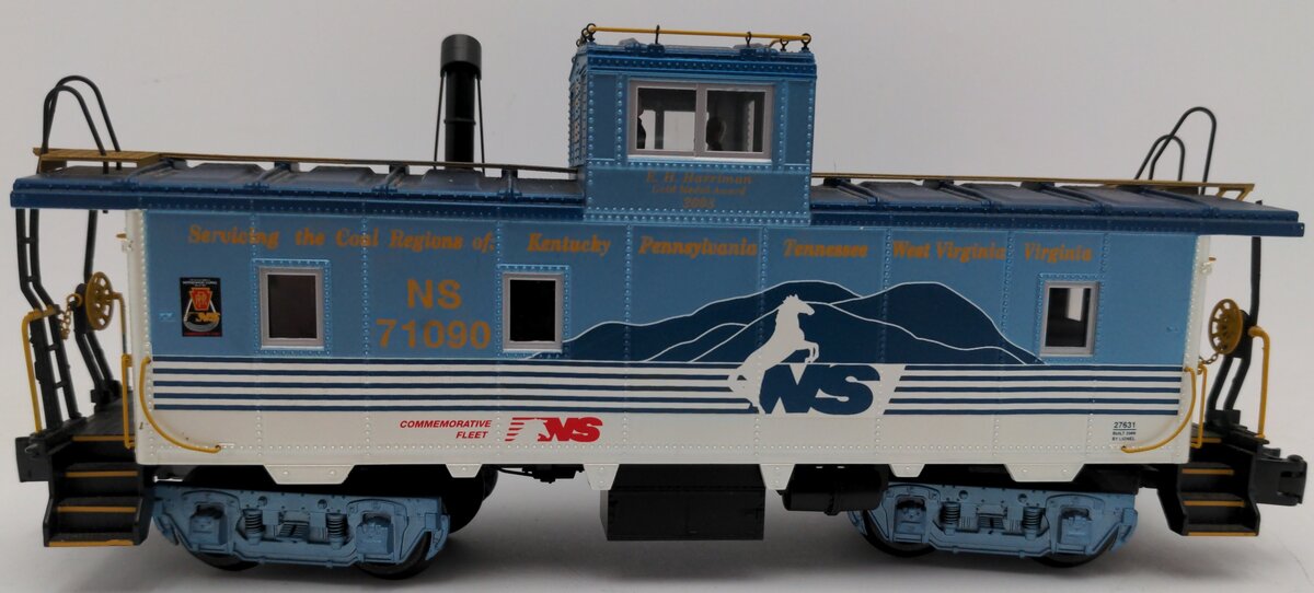 Lionel 6-27631 O Gauge Norfolk Southern Heritage Ca-4 Caboose #71090 EX