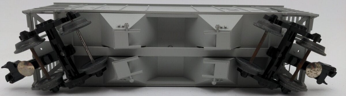 O Gauge Chesapeake & Ohio Hopper Car #2235 VG