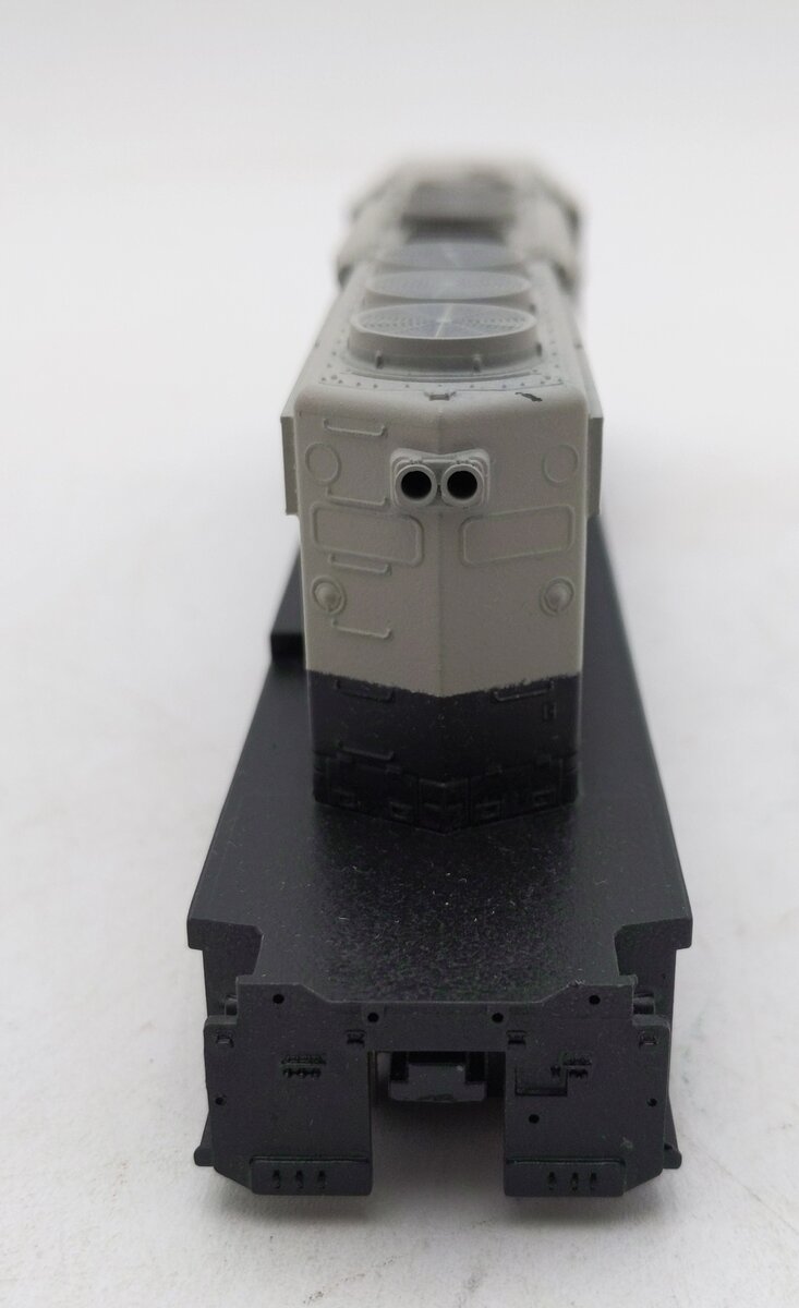 Generic HO Scale Diesel Locomotive EX