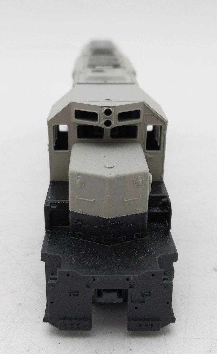 Generic HO Scale Diesel Locomotive EX