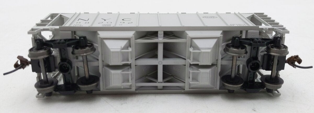 Bowser 60098 HO New York Central 70-Ton 2-Bay Covered Hopper Kit #882092 LN/Box