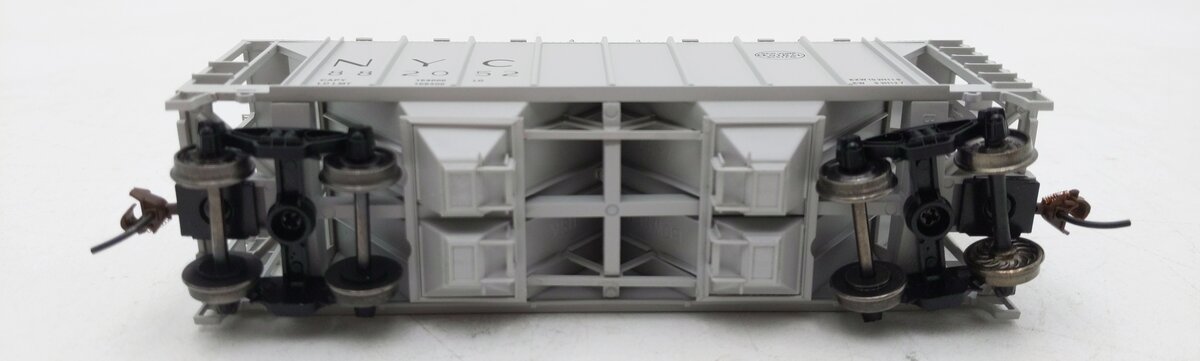 Bowser 60096 HO New York Central 70-Ton 2-Bay Covered Hopper Kit #882052 LN/Box