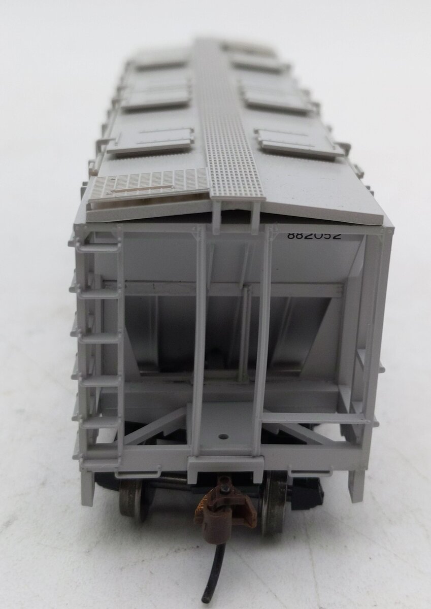 Bowser 60096 HO New York Central 70-Ton 2-Bay Covered Hopper Kit #882052 LN/Box