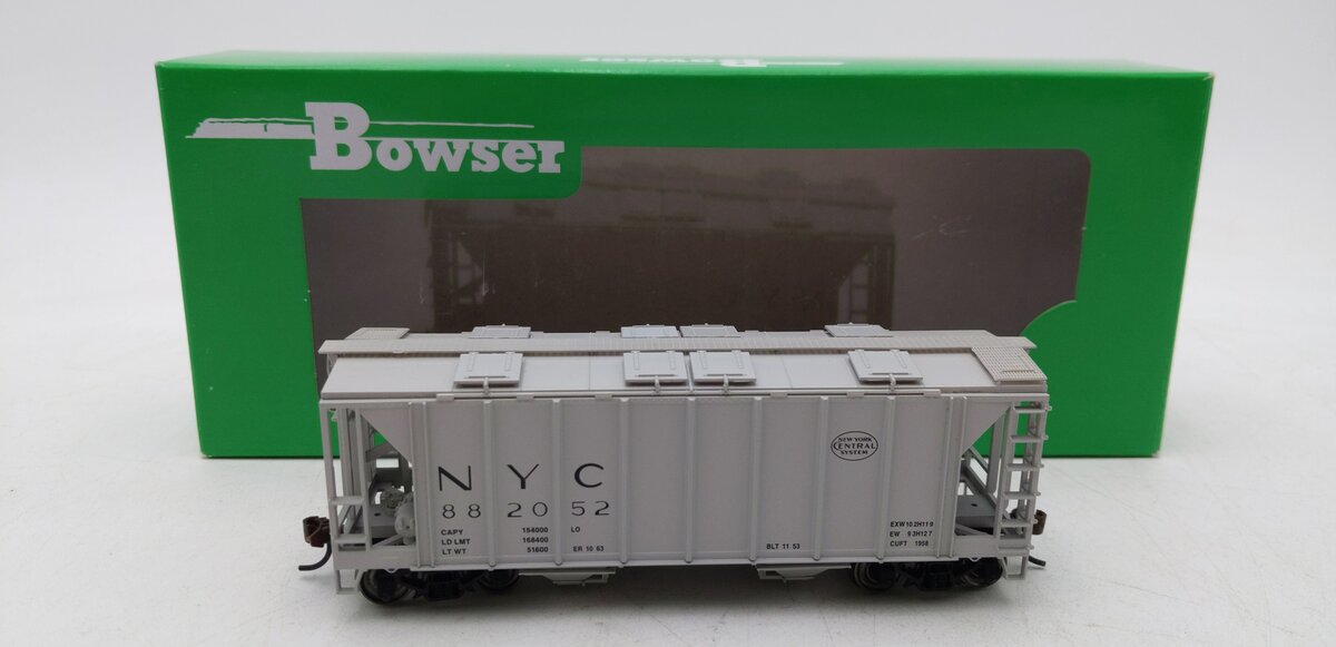 Bowser 60096 HO New York Central 70-Ton 2-Bay Covered Hopper Kit #882052 LN/Box