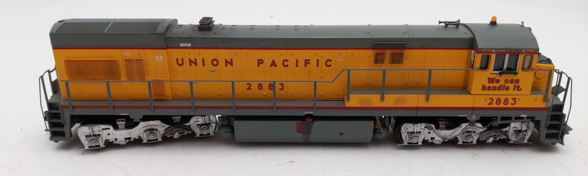 Atlas 7322 HO Scale Union Pacific GE U30C Diesel Locomotive (Weathered) #2883/Box