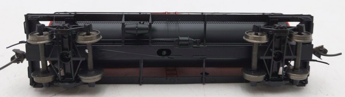 InterMountain 46216-04 HO Mobilgas 10K Tank Car #242 LN/Box