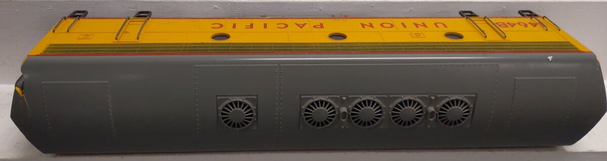 LGB 23582 G Union Pacific B Unit Non-Powered Diesel Locomotive w/Sound #1464B VG/Box