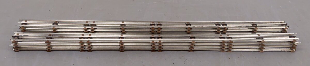 Lionel 6-65024 O27 35" Long Tubular Straight Track (8) VG
