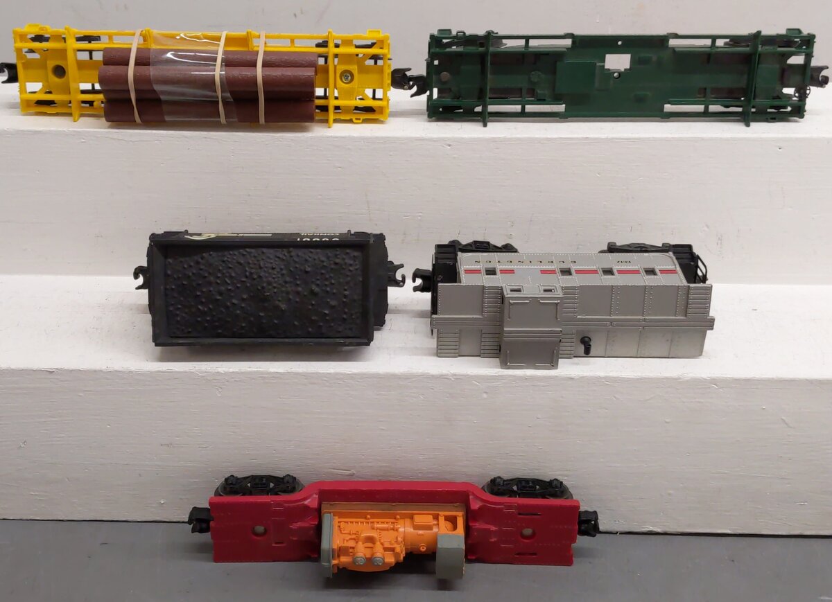 Lionel & K-Line O Gauge Assorted Freight Cars [5] VG
