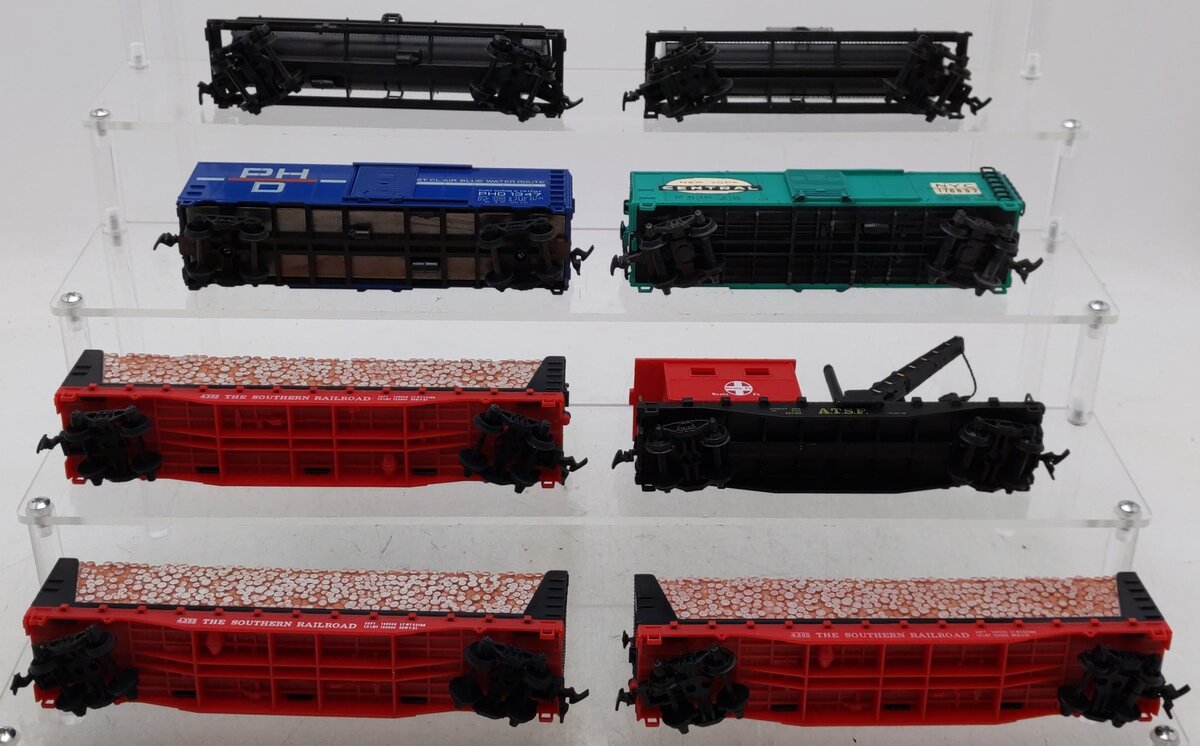 HO Scale Assorted Freight Cars [8] VG