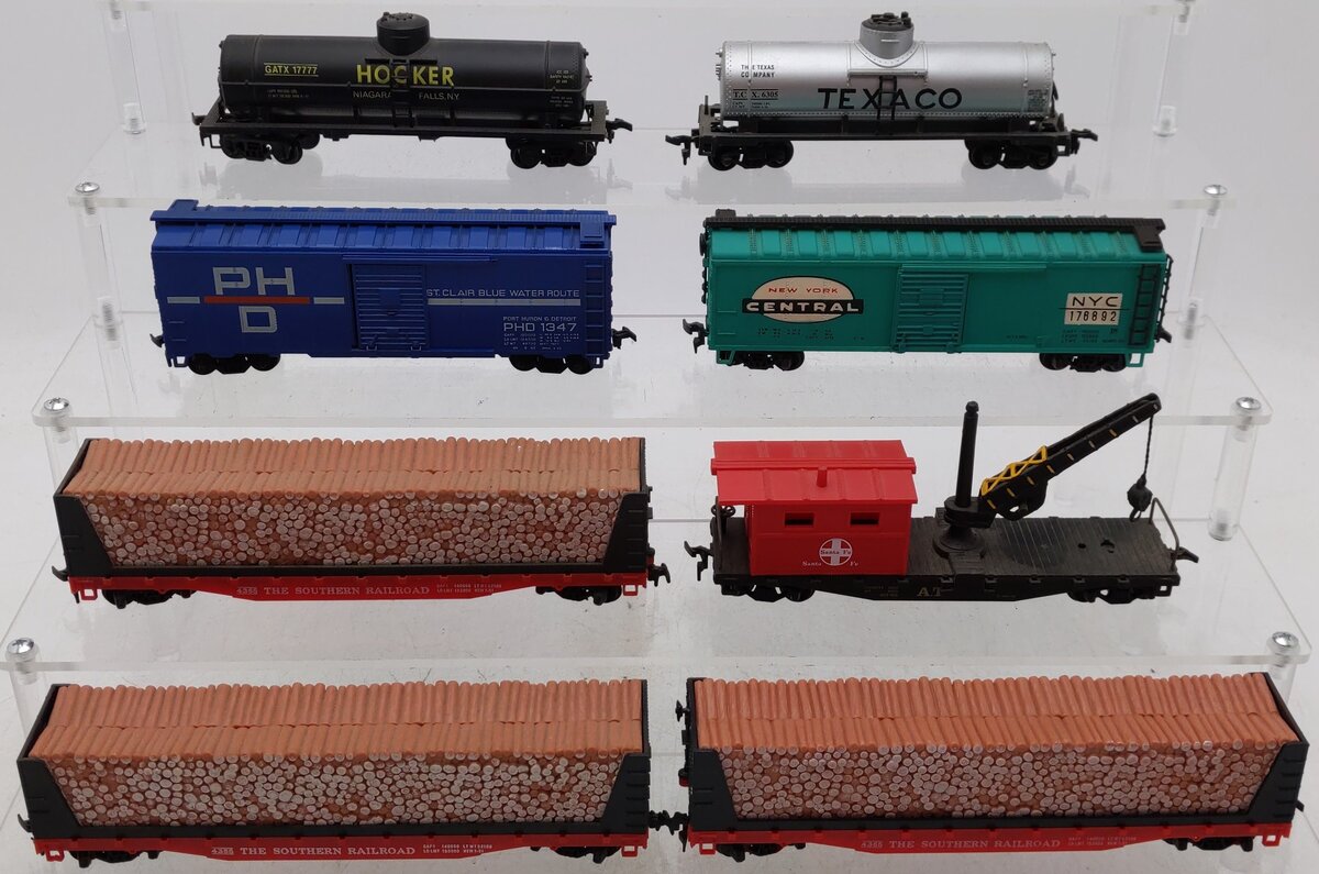 HO Scale Assorted Freight Cars [8] VG