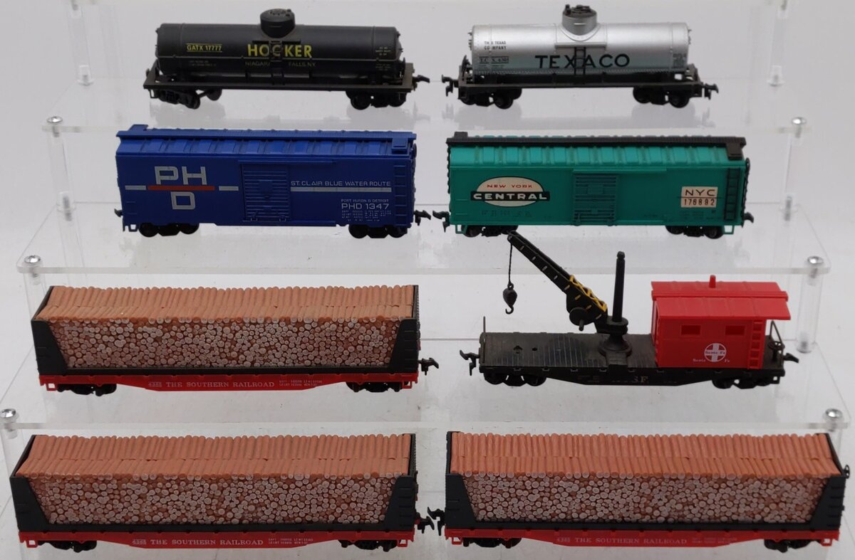 HO Scale Assorted Freight Cars [8] VG