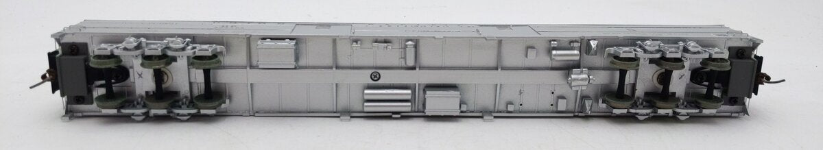 Walthers  HO Scale Union Pacific MP&M Passenger Car LN