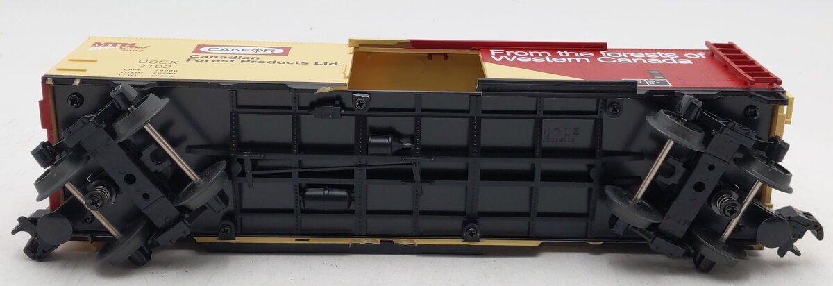 MTH 20-94028 O Gauge MTHRRC 2002 Canfor Reefer Car #2102 VG