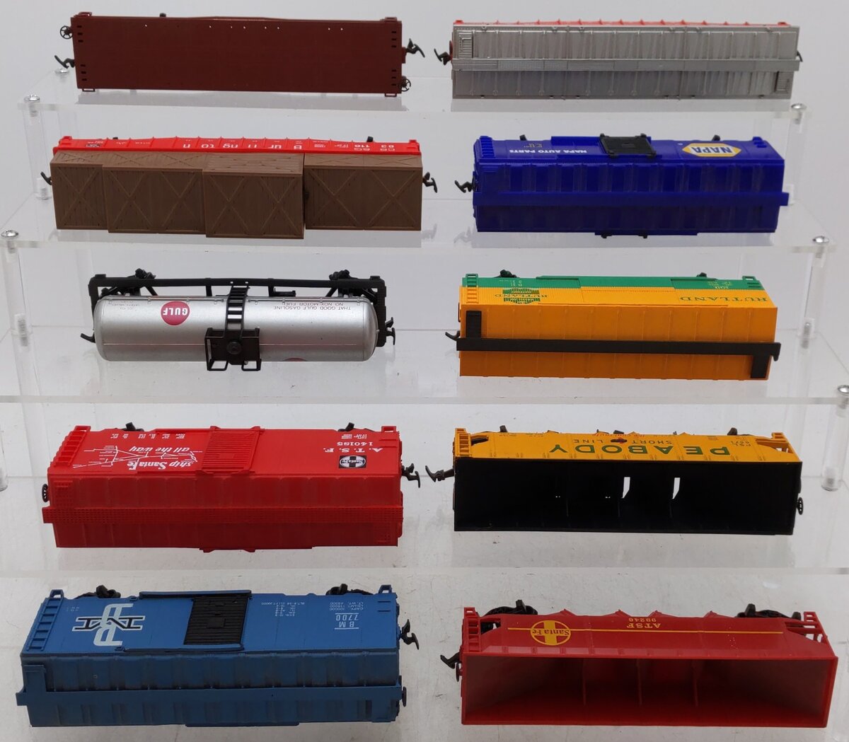 HO Scale Assorted Freight Cars [10] VG