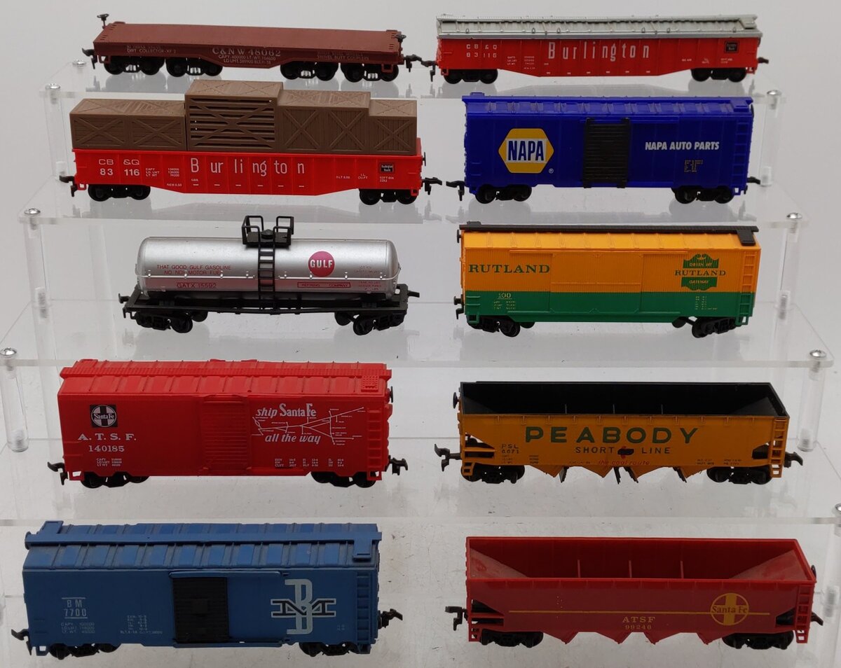 HO Scale Assorted Freight Cars [10] VG