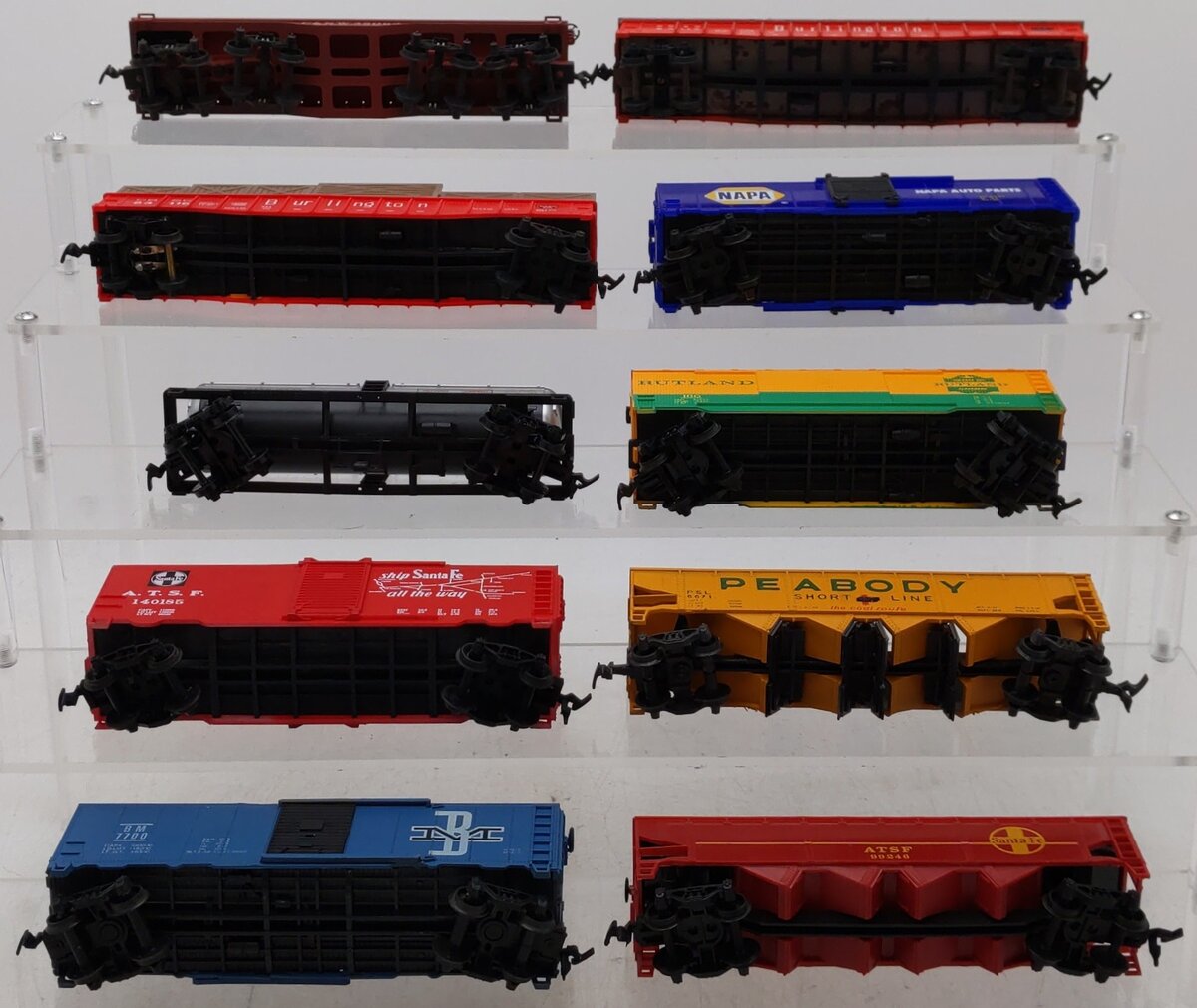 HO Scale Assorted Freight Cars [10] VG