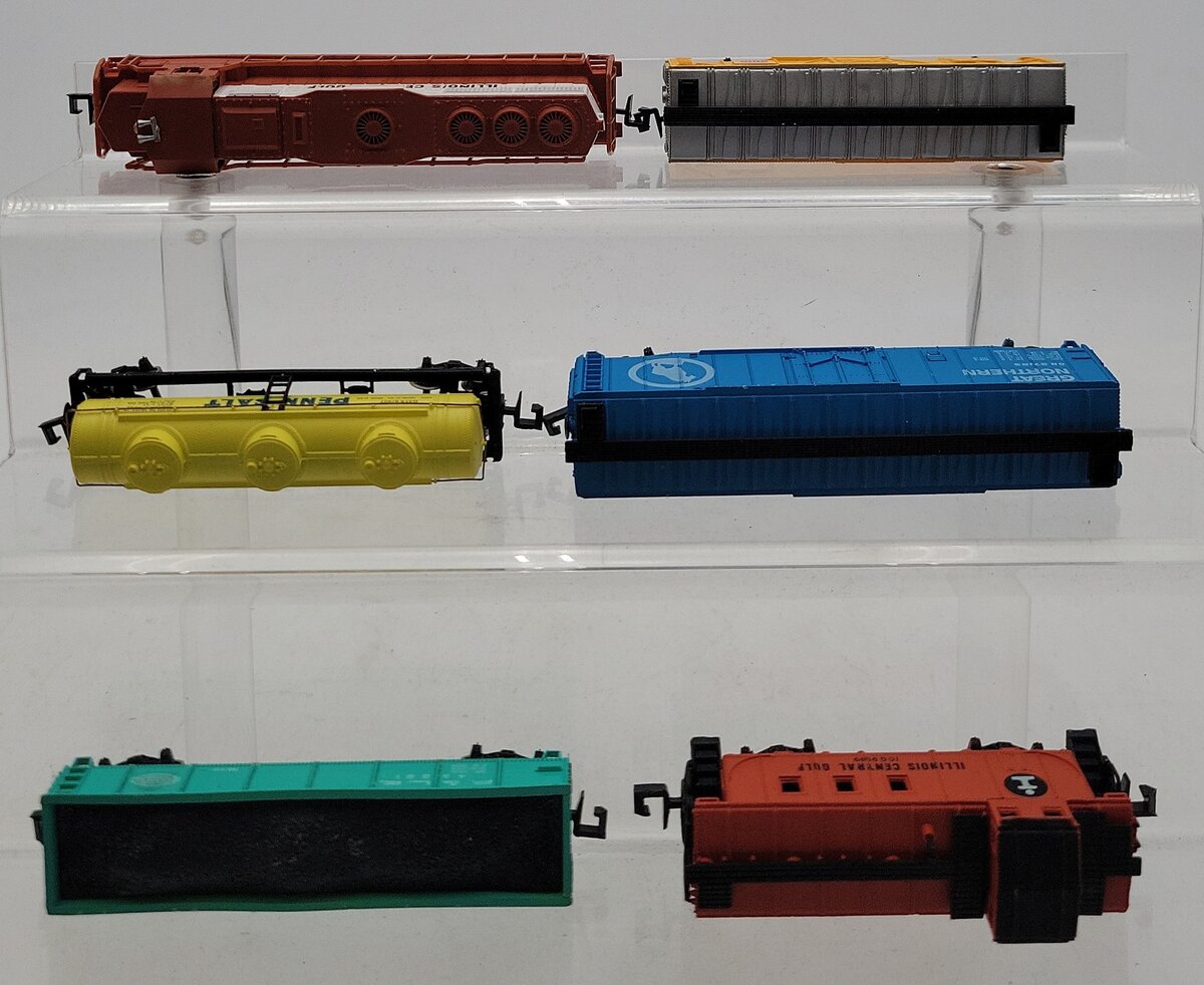 Bachmann 4026 N Illinois Central Gulf  GP-40 Diesel 5 Car Set EX/Box
